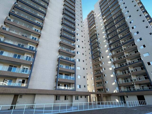 #11 - Apartamento para Venda em Praia Grande - SP