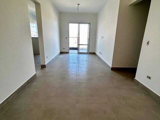 #11 - Apartamento para Venda em Praia Grande - SP