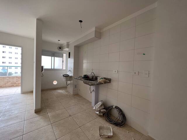 Apartamento para Venda em Praia Grande - 2
