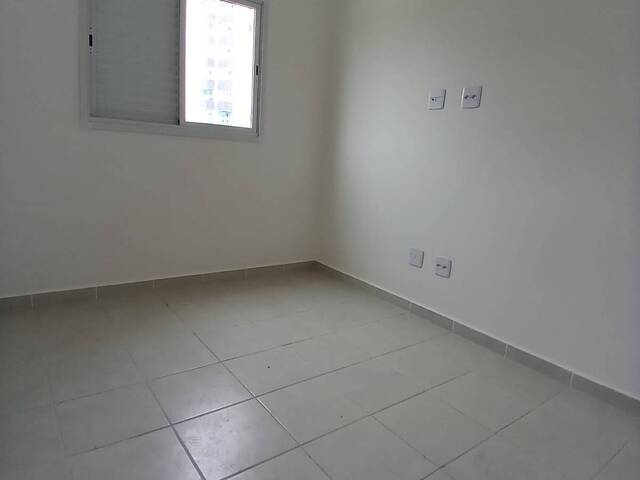 Apartamento para Venda em Praia Grande - 2