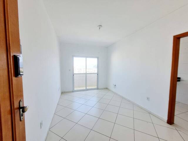 #65 - Apartamento para Venda em Praia Grande - SP