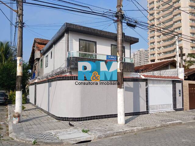 #136 - Casa para Venda em Praia Grande - SP