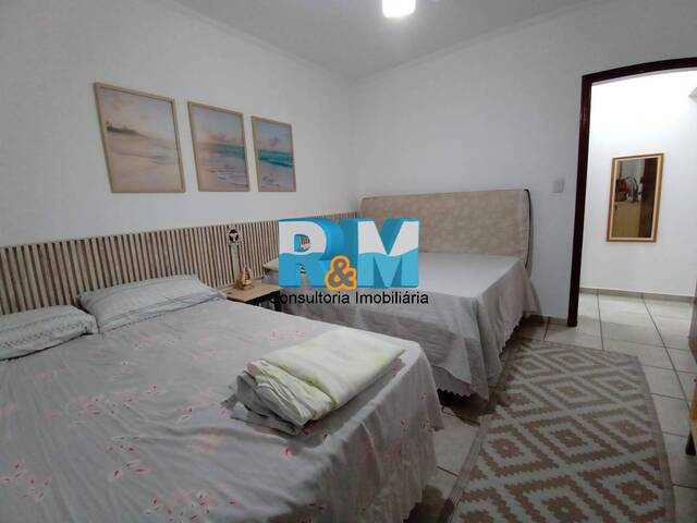 #201 - Apartamento para Venda em Praia Grande - SP